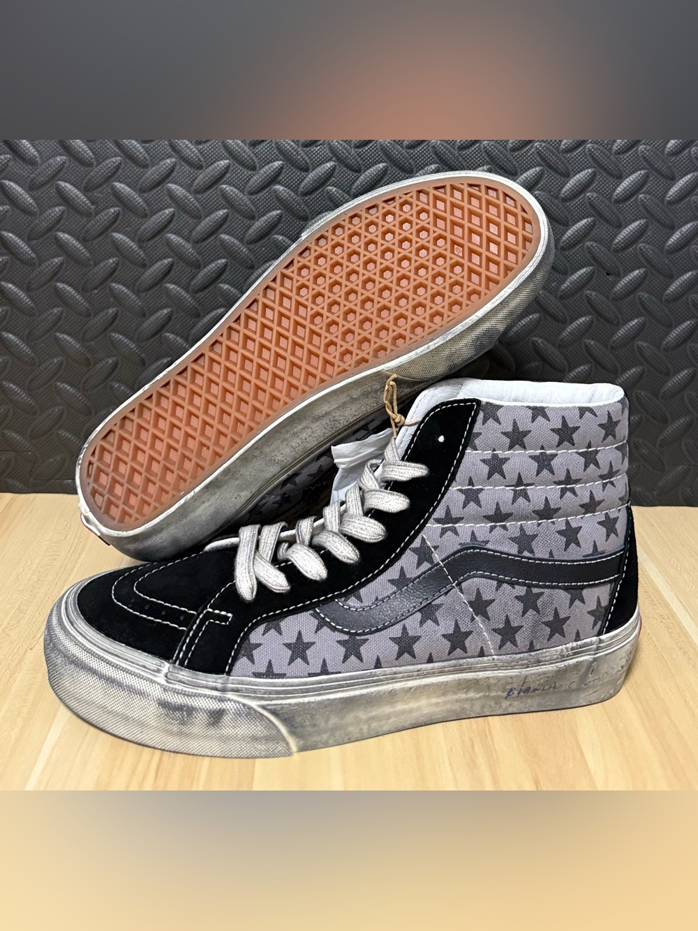 Vans Bianca Chandon Sk8-Hi Reissue VLT LX Stressed Black Mens Size 8 Womens 9.5